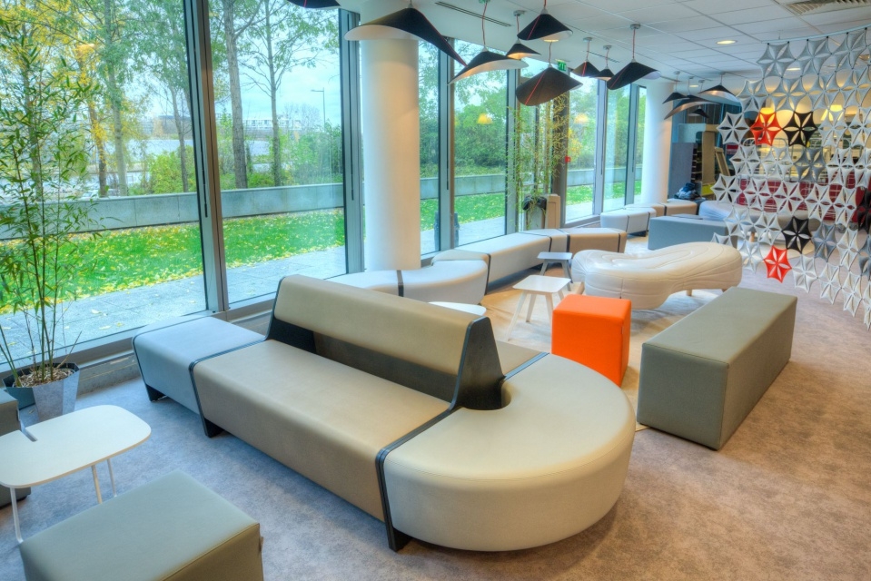 创意家具 - 坐具|吧椅/凳子|办公家具|设计师家具|Bouli矮凳