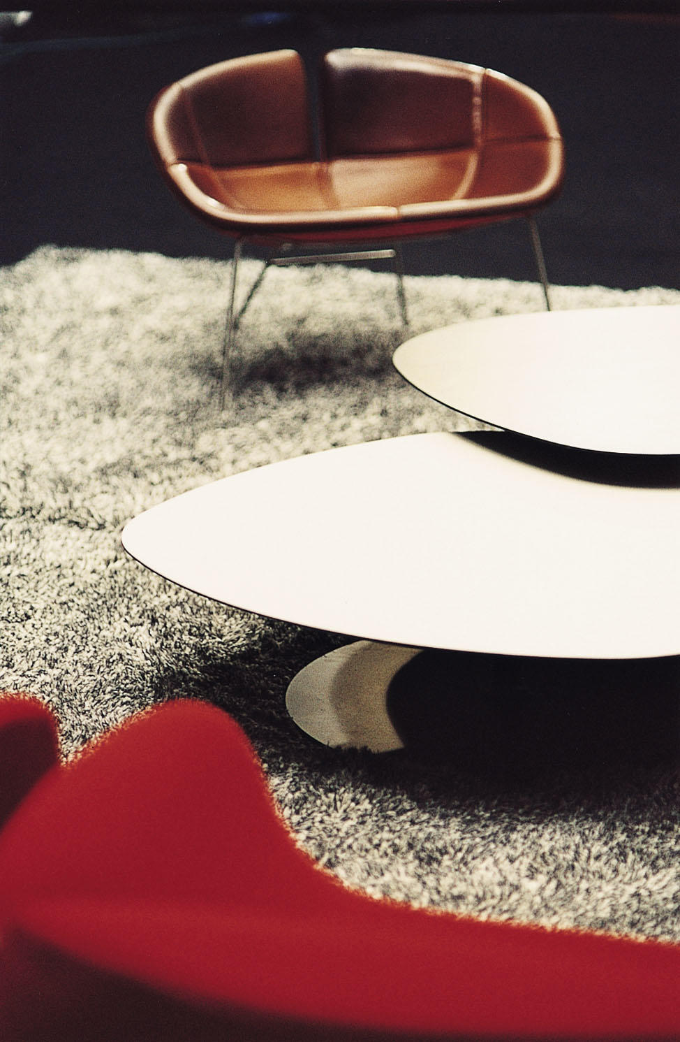 创意家具 - 桌几|咖啡桌|办公家具|设计师家具|菲尼克斯咖啡桌