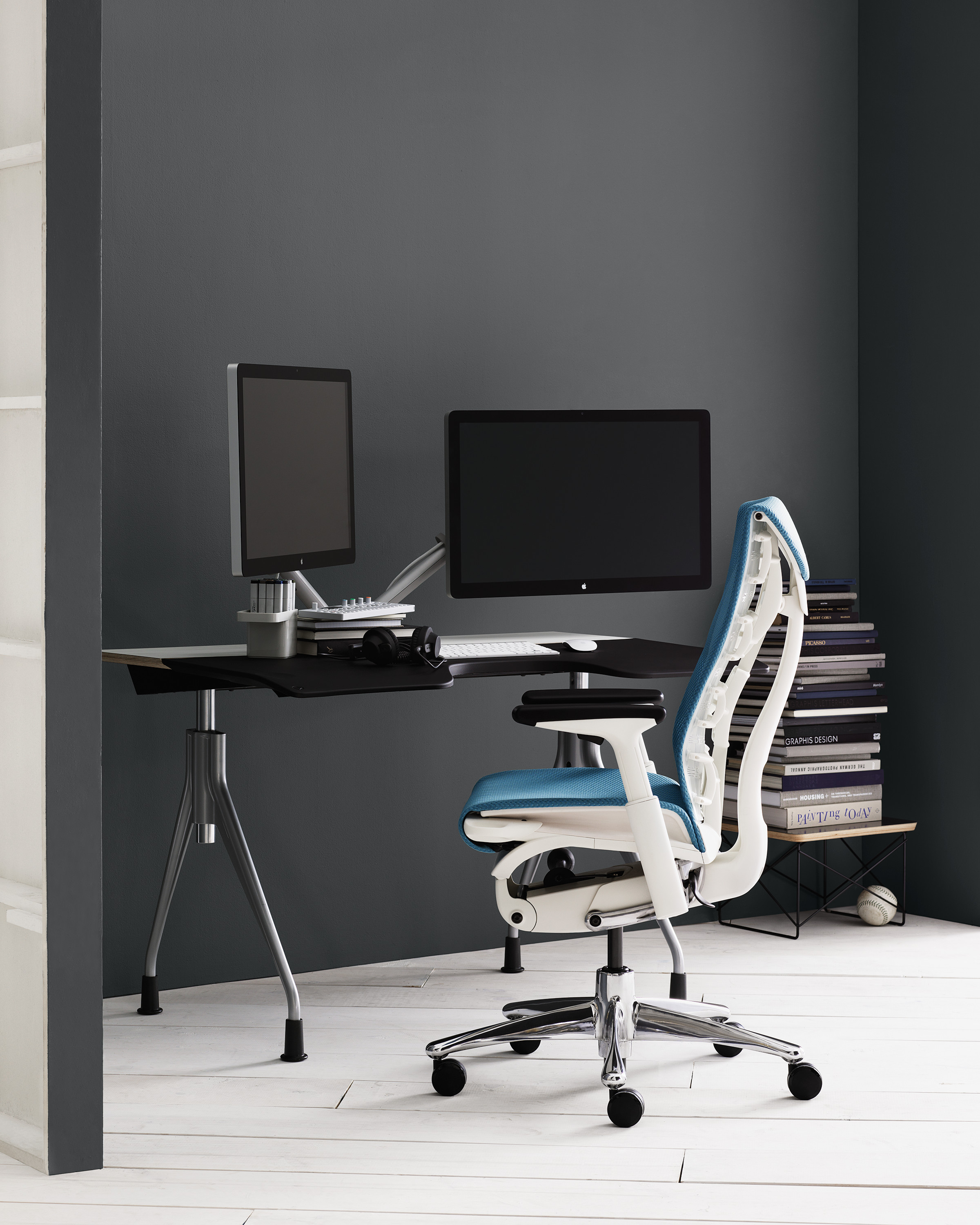 办公椅|现代真皮中班椅|办公家具|设计师家具|恩博迪大班椅