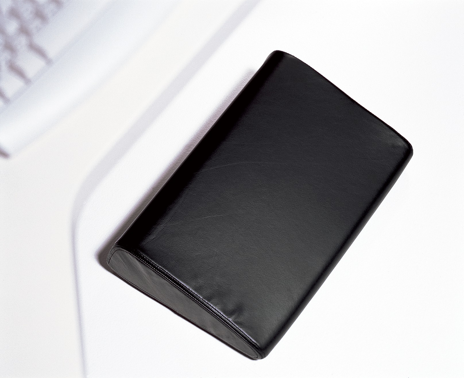 [办公辅件|办公文具|办公家具|设计师家具|办公脚踏]