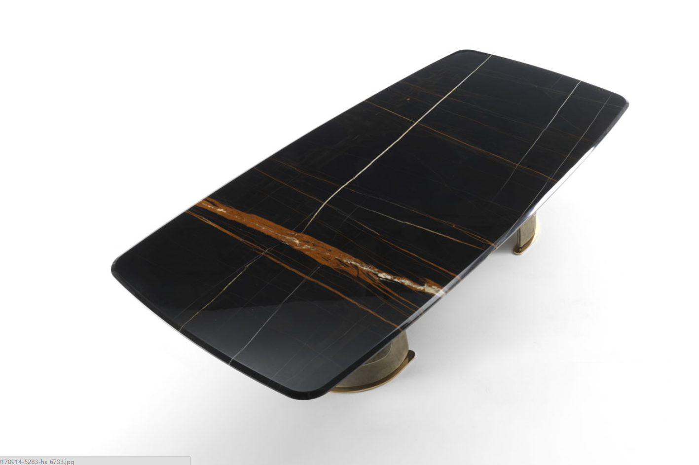 创意家具 - 桌几|餐桌|办公家具|设计师家具|FOSCARIA 餐桌