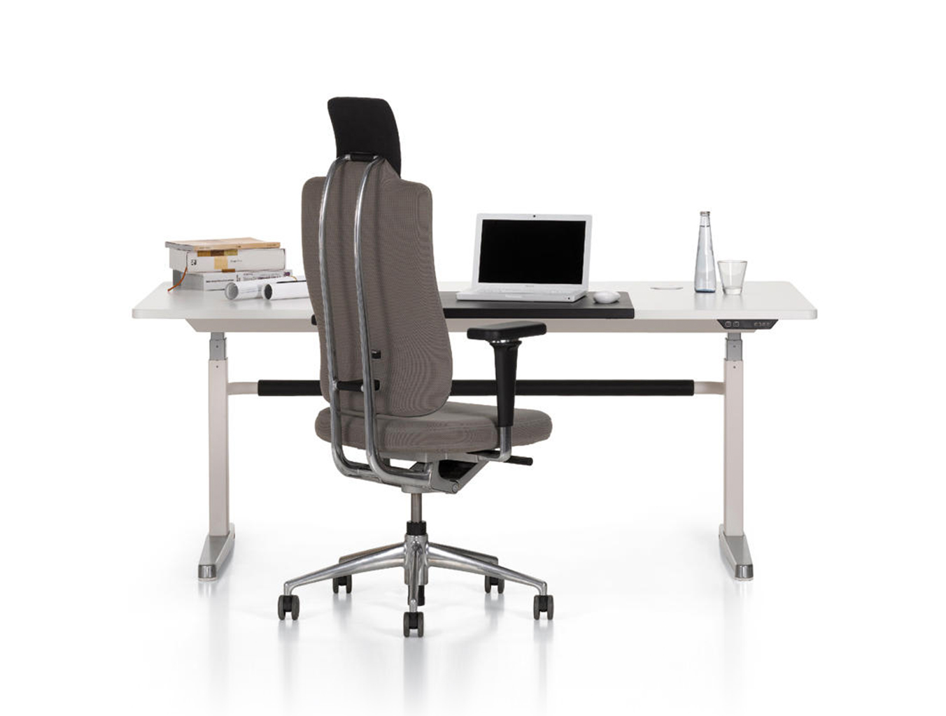 办公椅|现代真皮中班椅|办公家具|设计师家具|HeadLine 大班椅