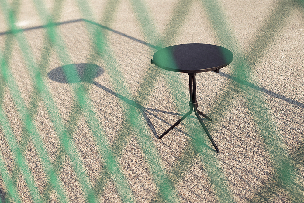 创意家具 - 桌几|咖啡桌|办公家具|设计师家具|Tripod 咖啡桌