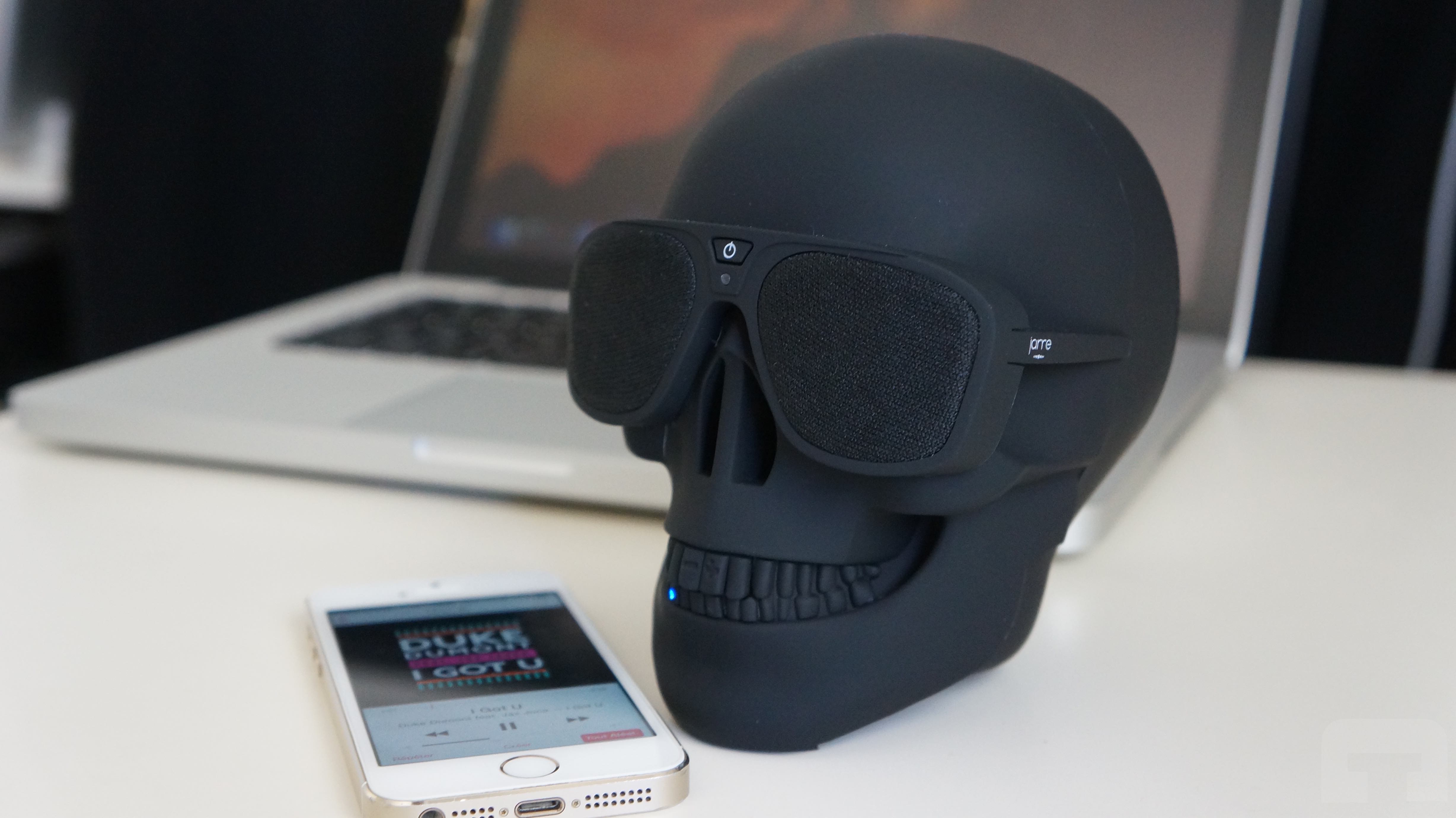 创意家具 - 附件|饰品|办公家具|设计师家具|AeroSkull XS +音箱