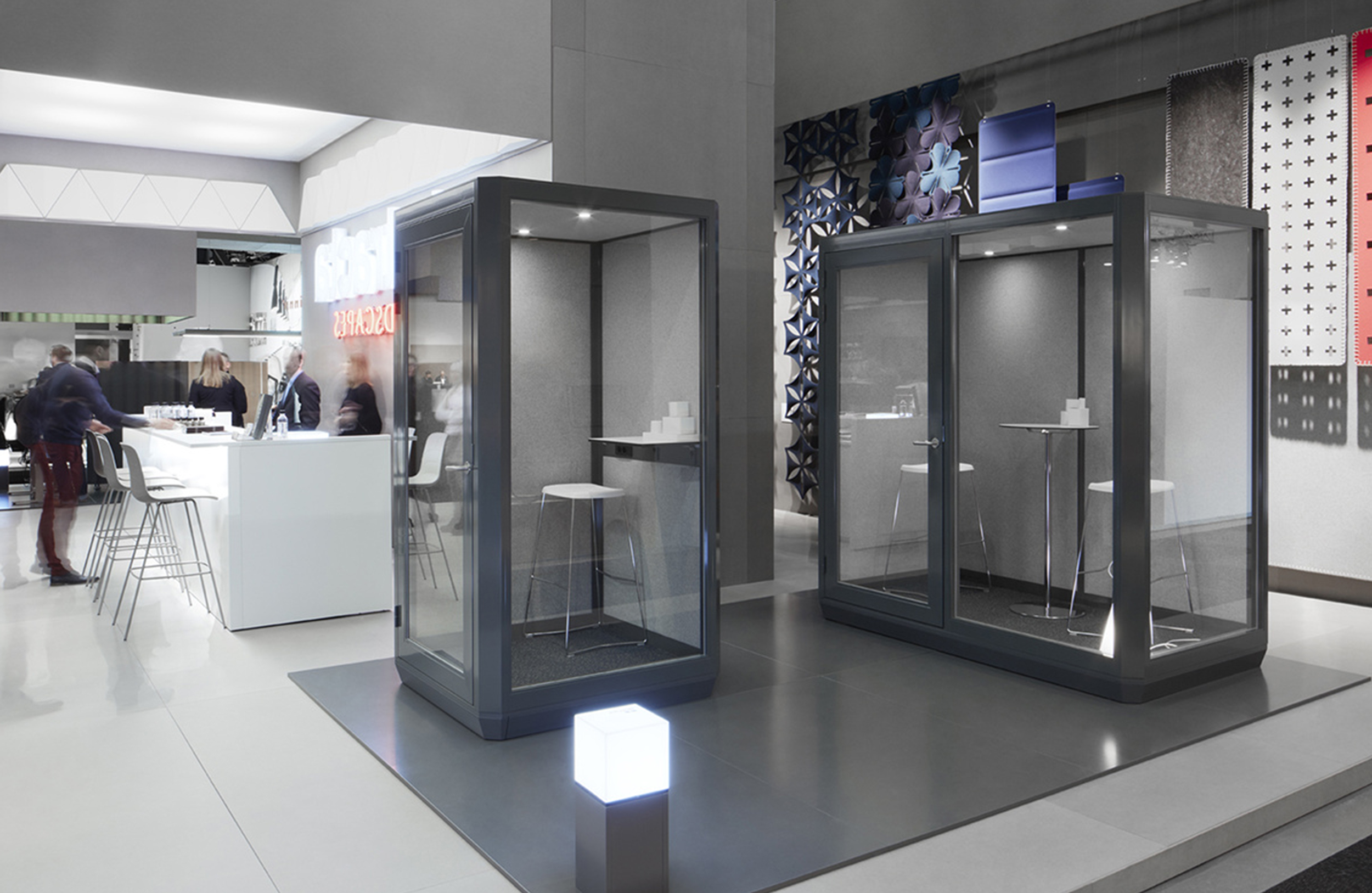 会议台|静音舱/洽谈屋|办公家具|设计师家具|Plenty Pod隔音屋