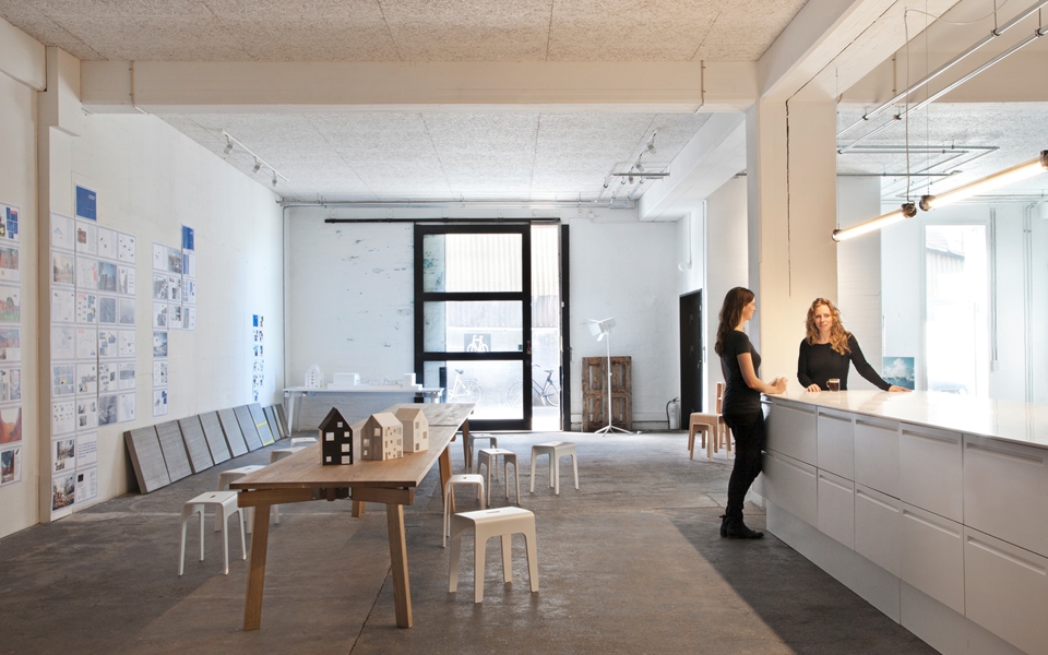 创意家具 - 坐具|吧椅/凳子|办公家具|设计师家具|Bimbo 矮凳