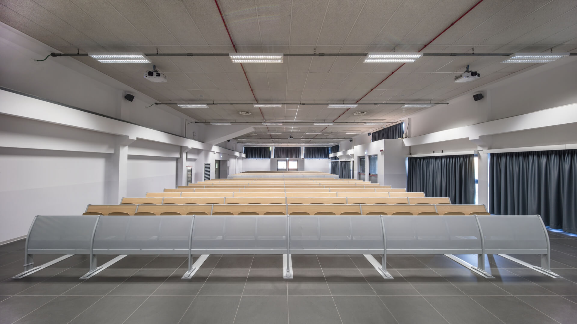 学校家具|阶梯教室桌椅|办公家具|设计师家具|Q3000