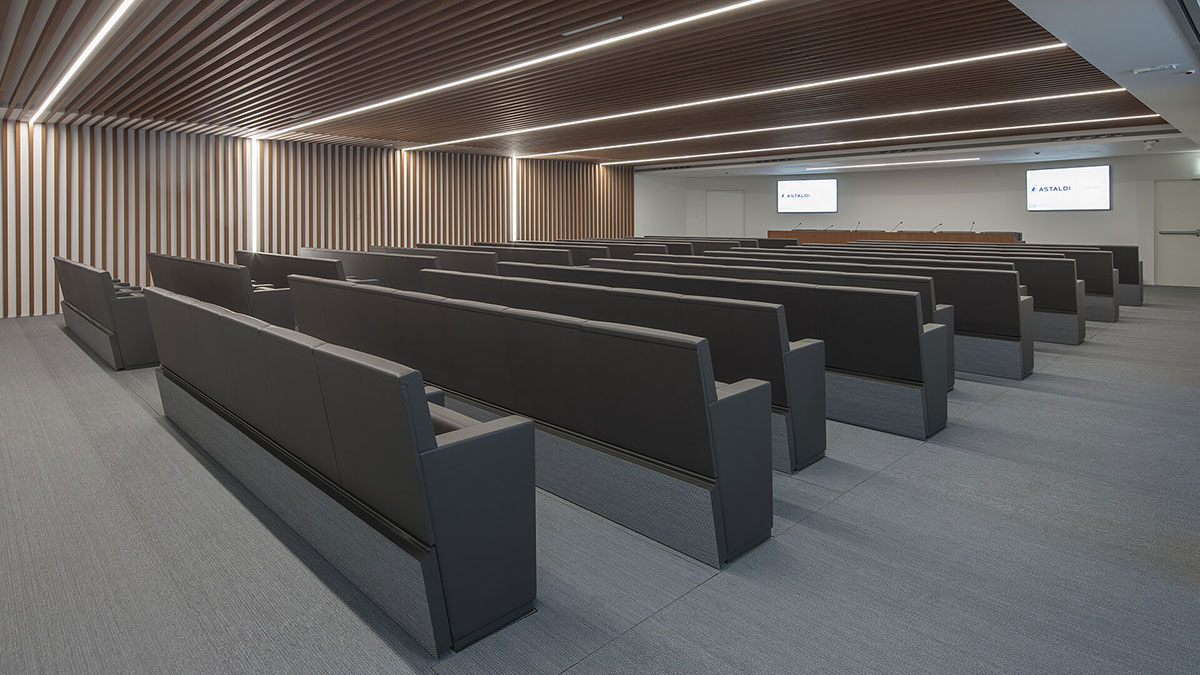 公共座椅|礼堂椅、报告厅椅|办公家具|设计师家具|F50 剧院/礼堂椅