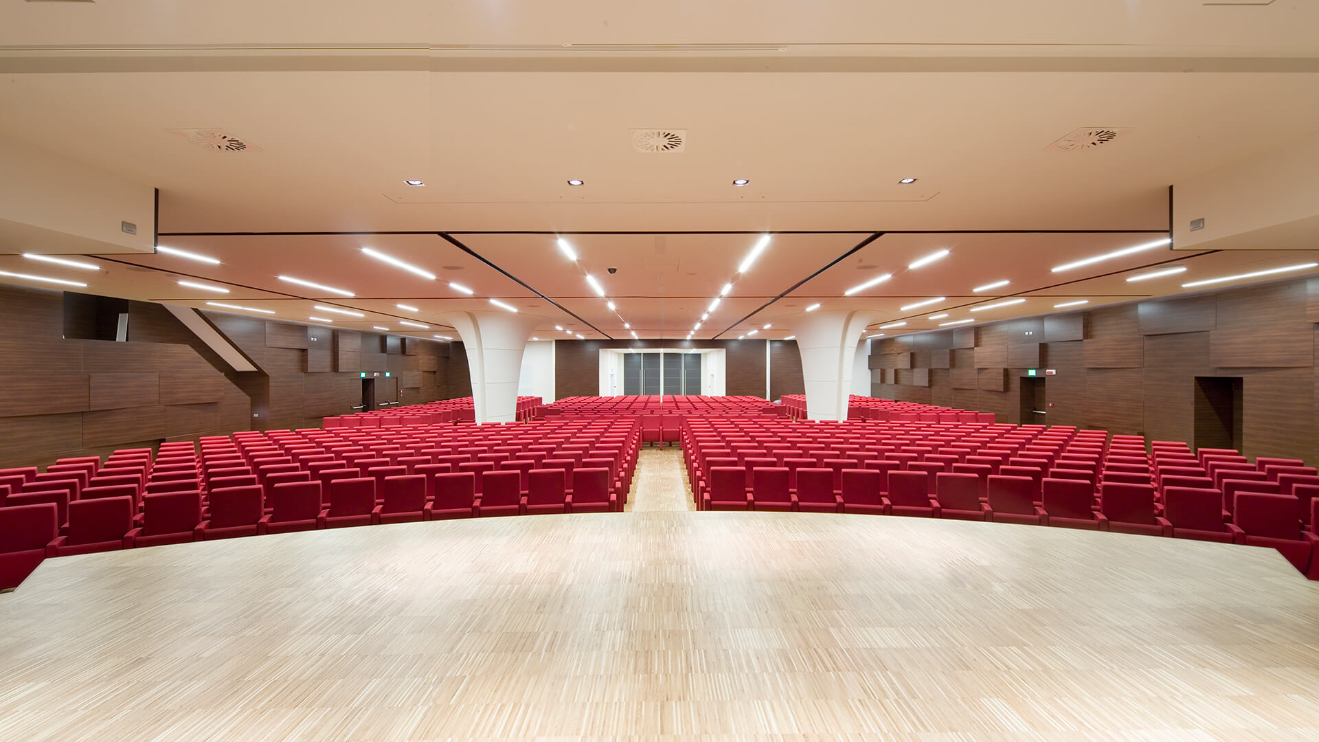 公共座椅|礼堂椅、报告厅椅|办公家具|设计师家具|C900