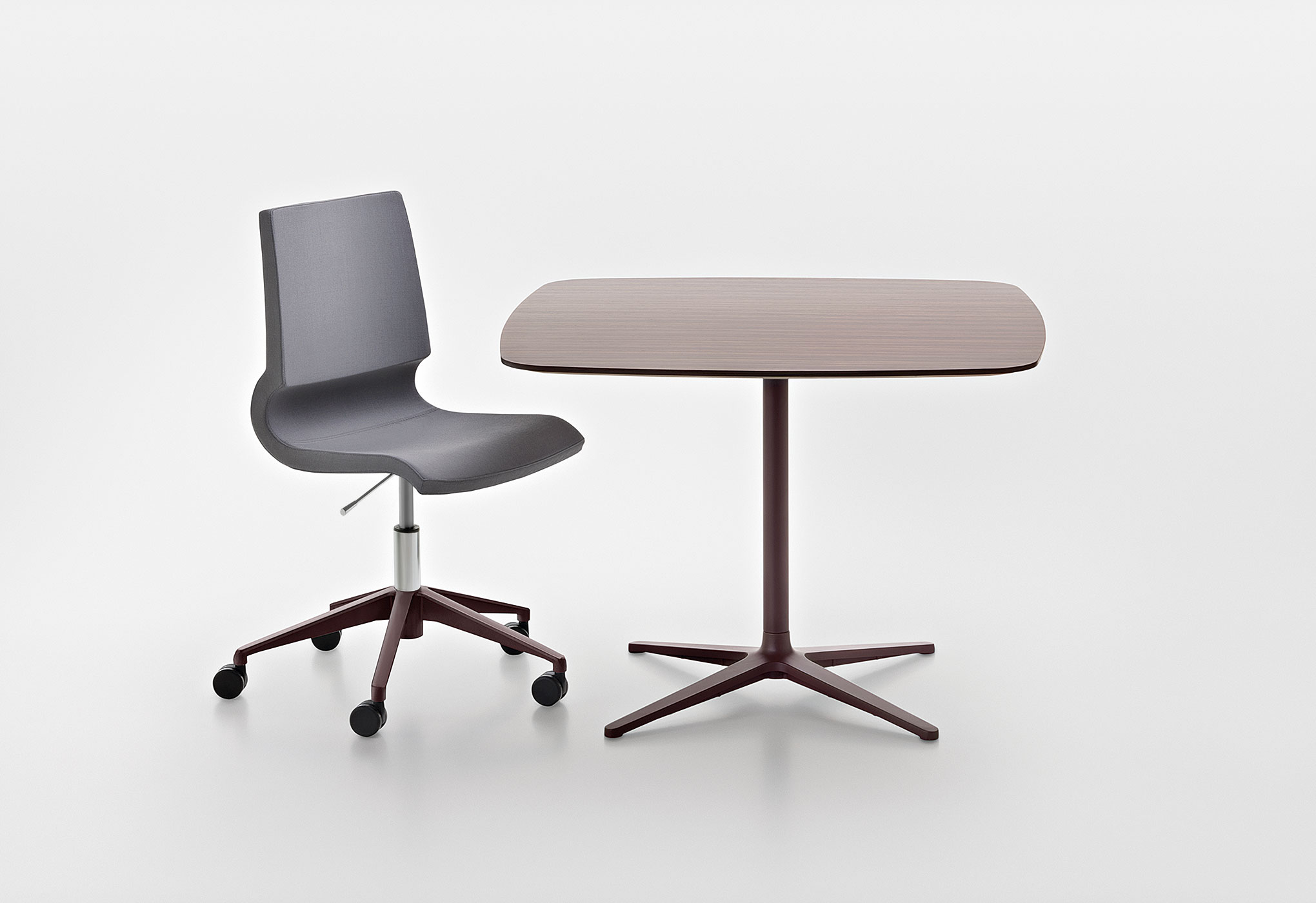 创意家具 - 坐具|休闲椅|办公家具|设计师家具|Ricciolina 洽谈椅/办公椅