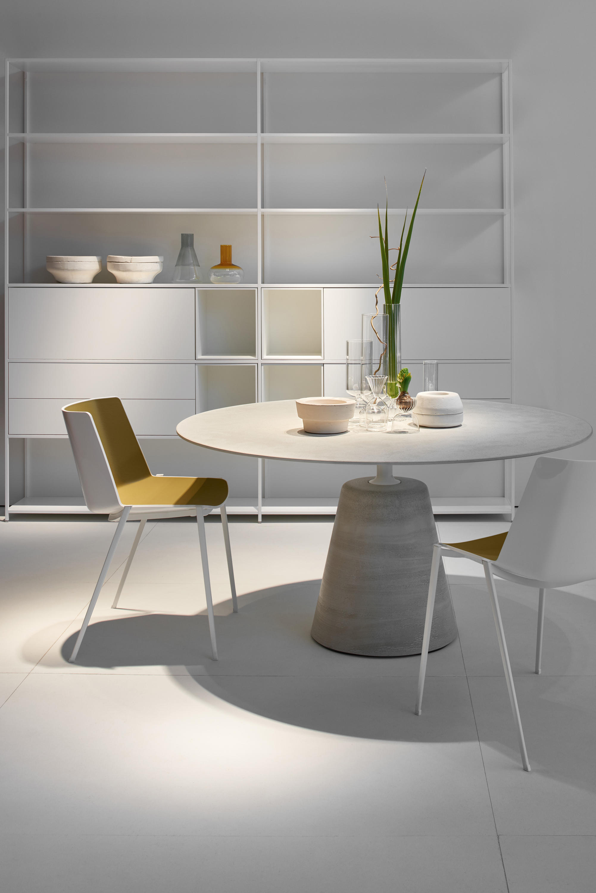 创意家具 - 坐具|餐椅|办公家具|设计师家具|AIKU 洽谈椅/餐椅