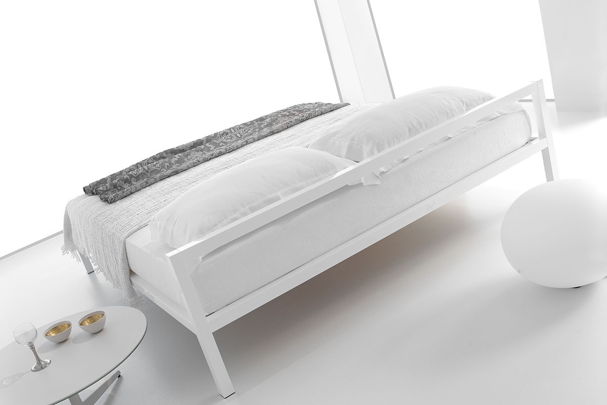 创意家具 - 卧室|床|办公家具|设计师家具|ALUMINIUM BED 床