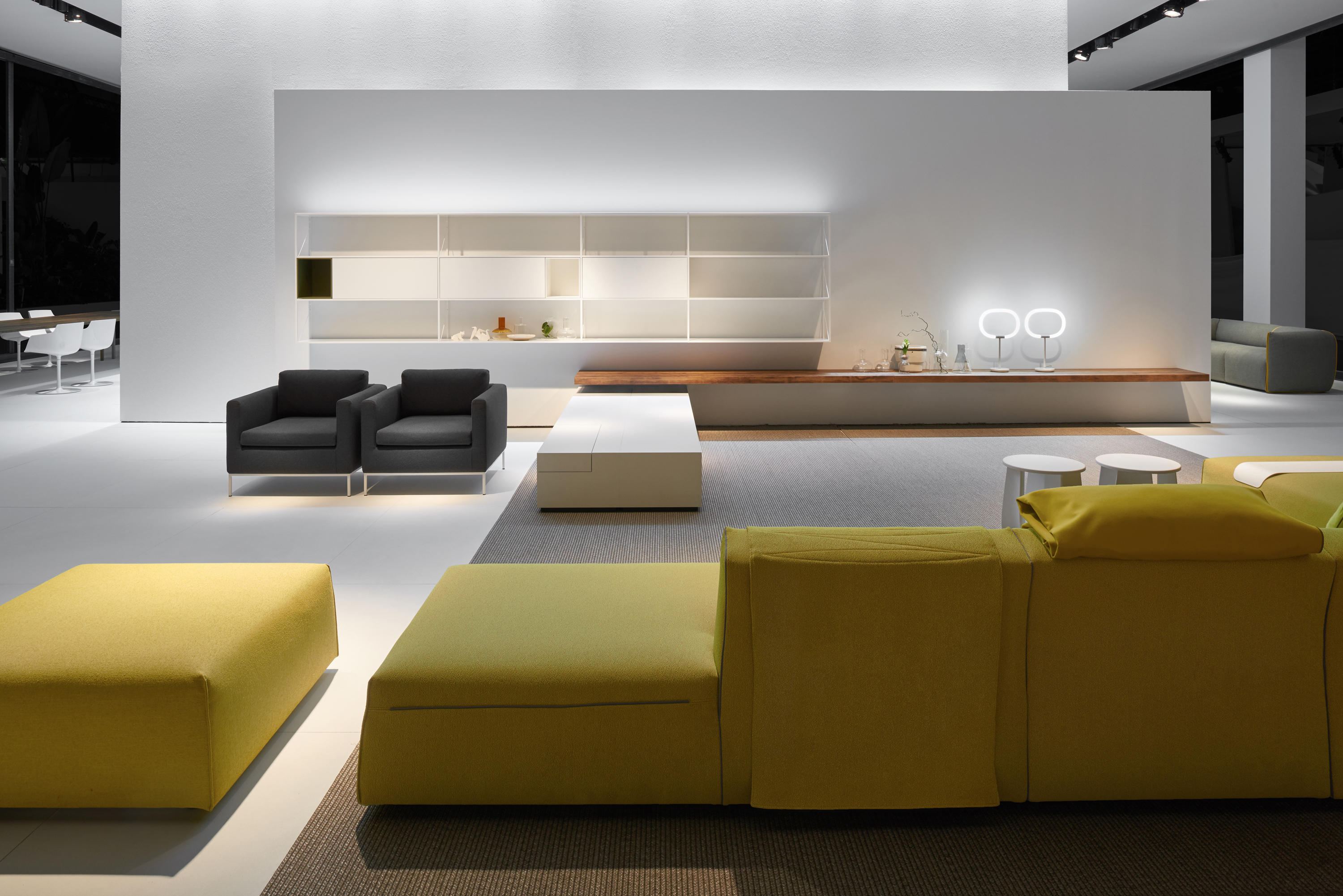 创意家具 - 坐具|吧椅/凳子|办公家具|设计师家具|Link 条凳/矮凳