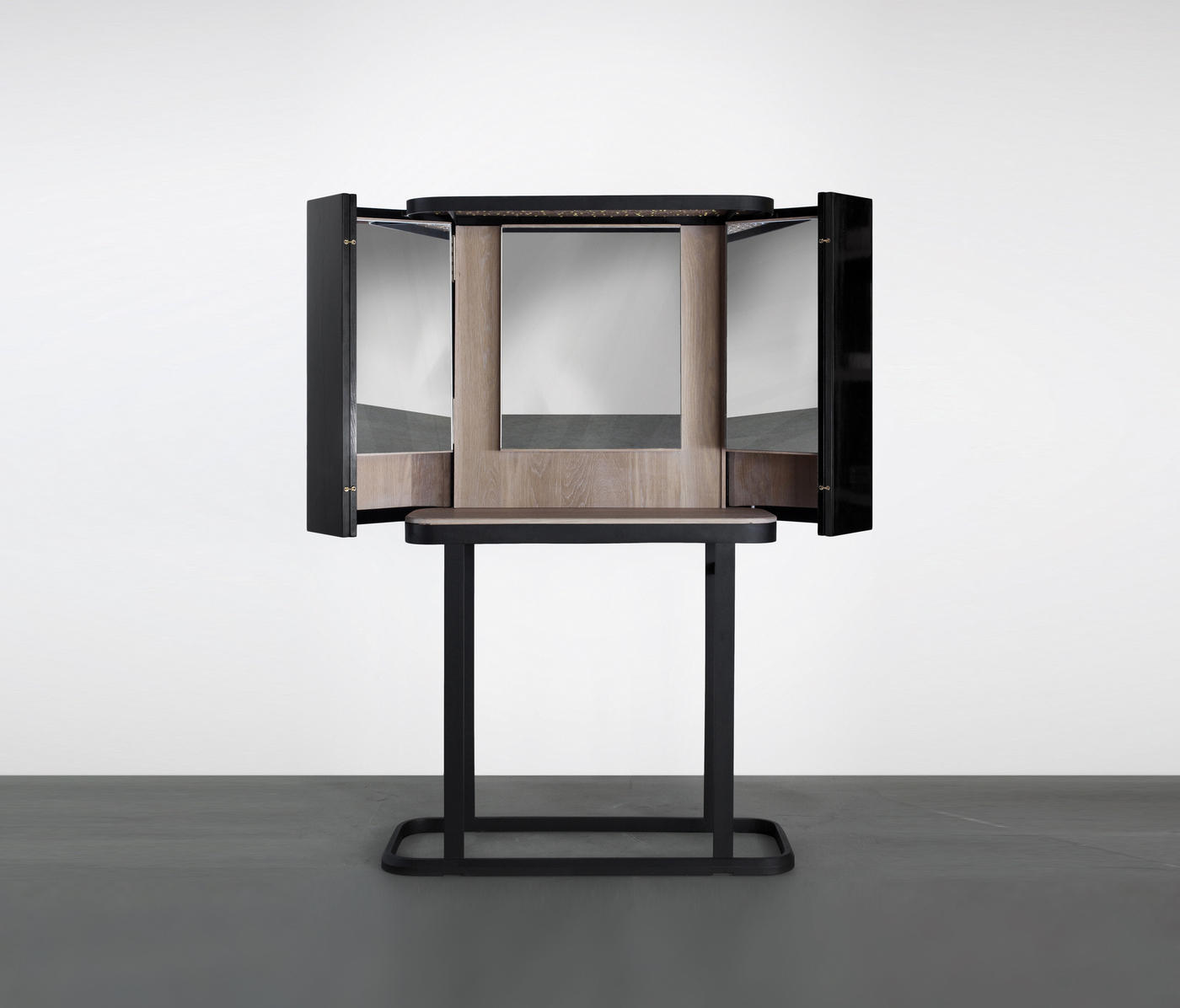 创意家具 - 卧室|梳妆台/凳|办公家具|设计师家具|THE NARCISSIST 梳妆台