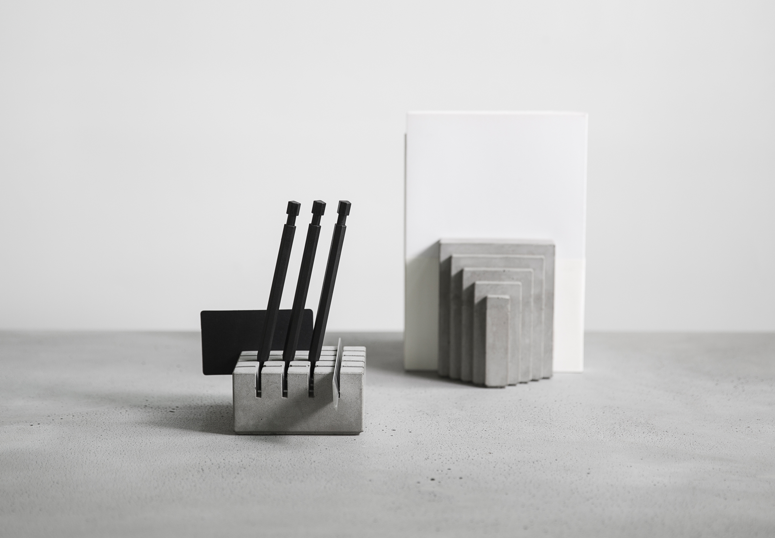 创意家具 - 附件|饰品|办公家具|设计师家具|名片夹 / 笔插-井