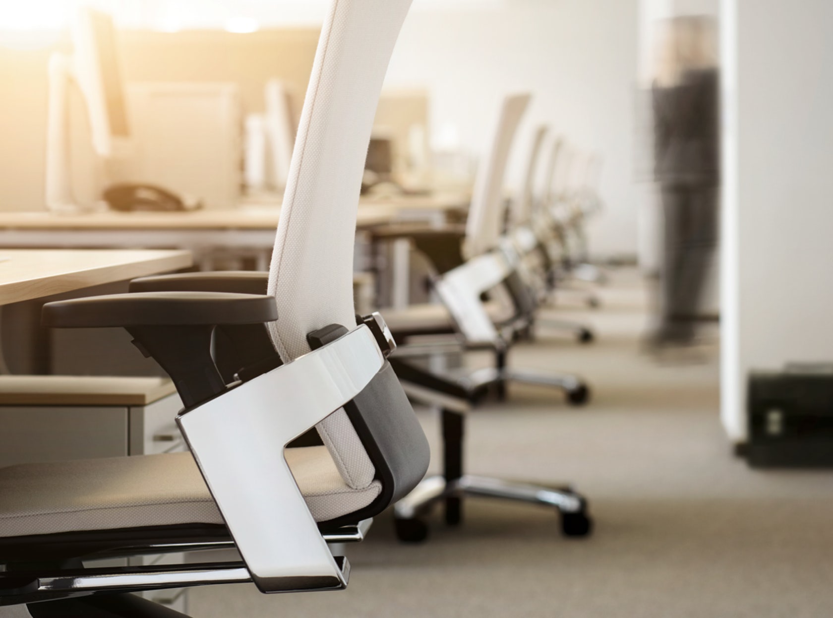 办公椅|现代真皮中班椅|办公家具|设计师家具|ON 175/71 中班椅