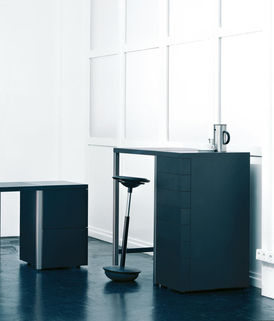 创意家具 - 坐具|吧椅/凳子|办公家具|设计师家具|斯蒂茨摇摆凳