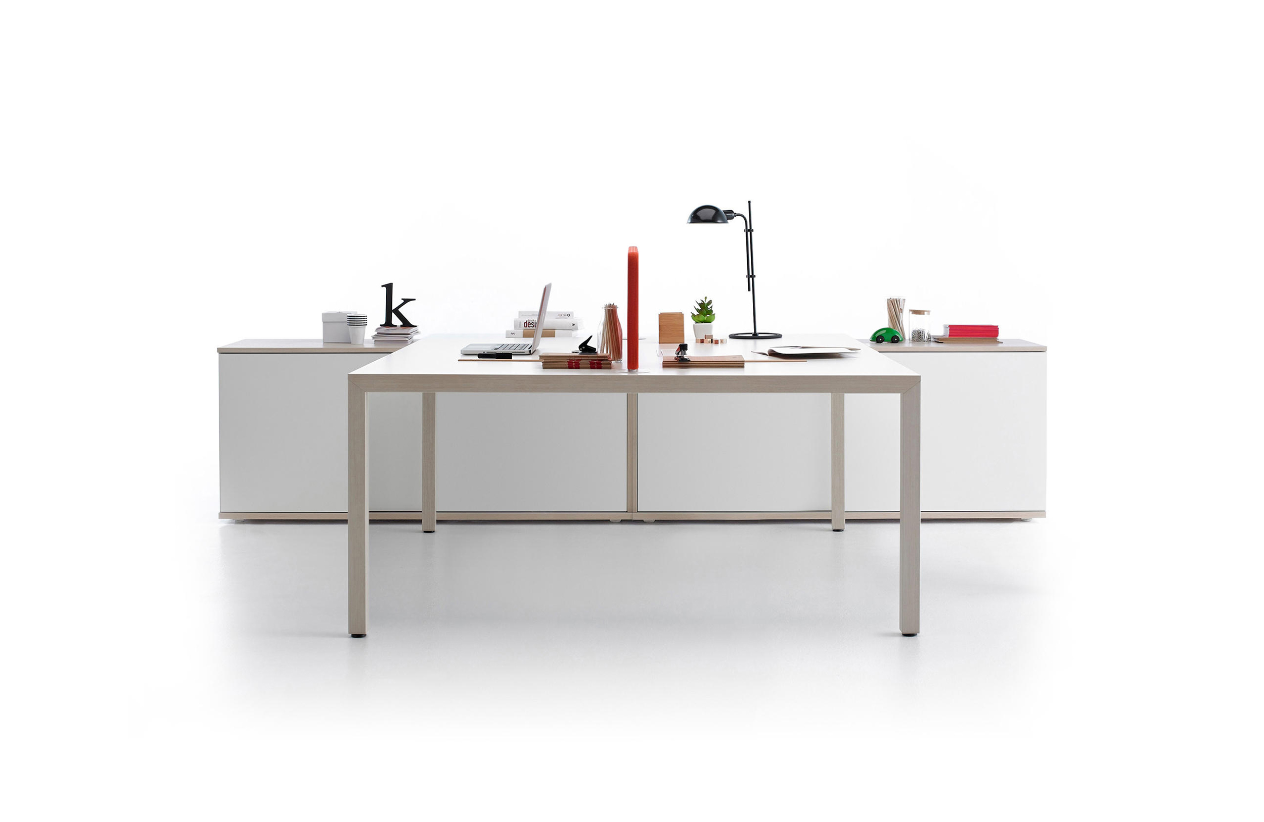 办公屏风|办公屏风系统|办公家具|设计师家具|PRISMA员工桌系列