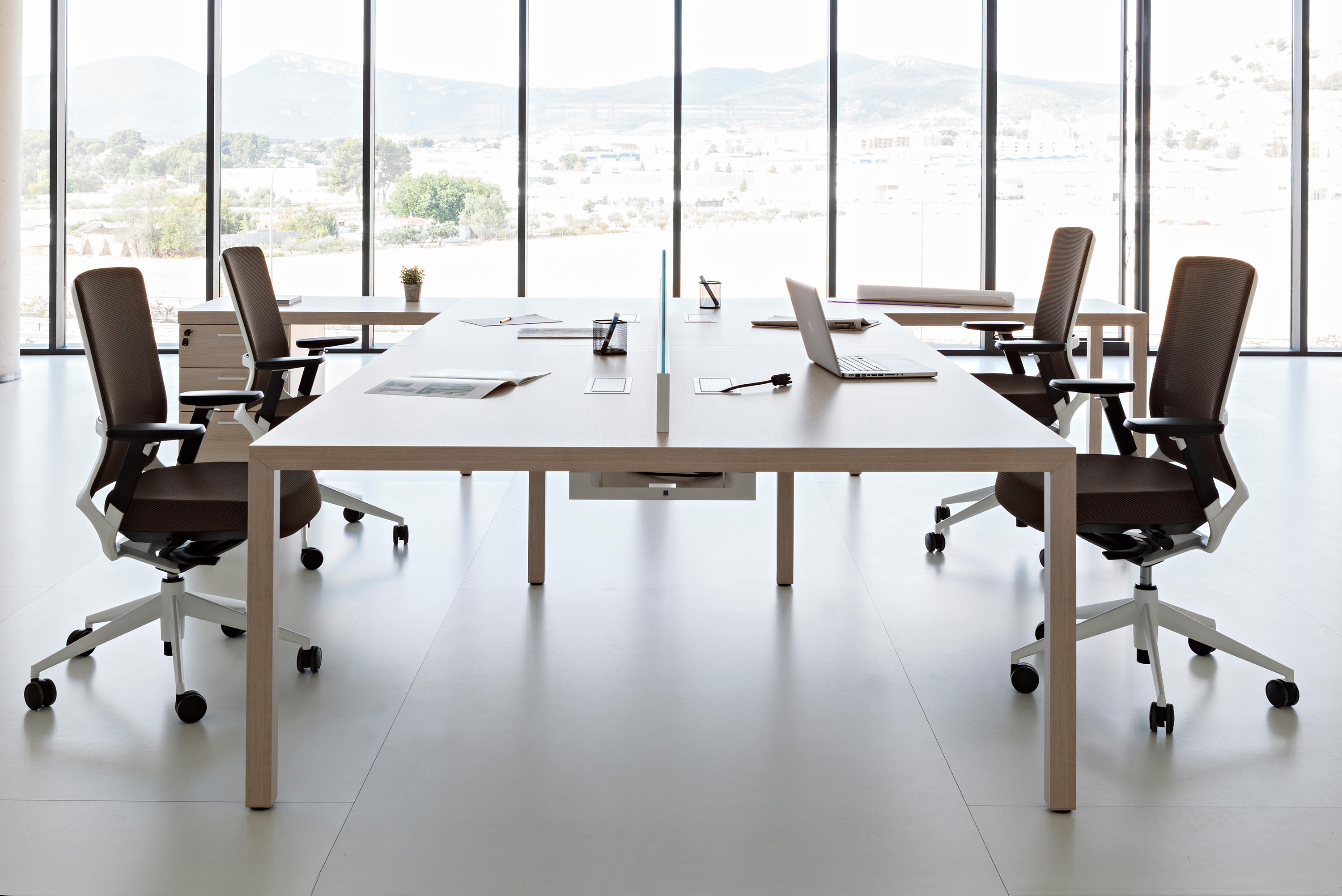 办公屏风|办公屏风系统|办公家具|设计师家具|PRISMA员工桌系列