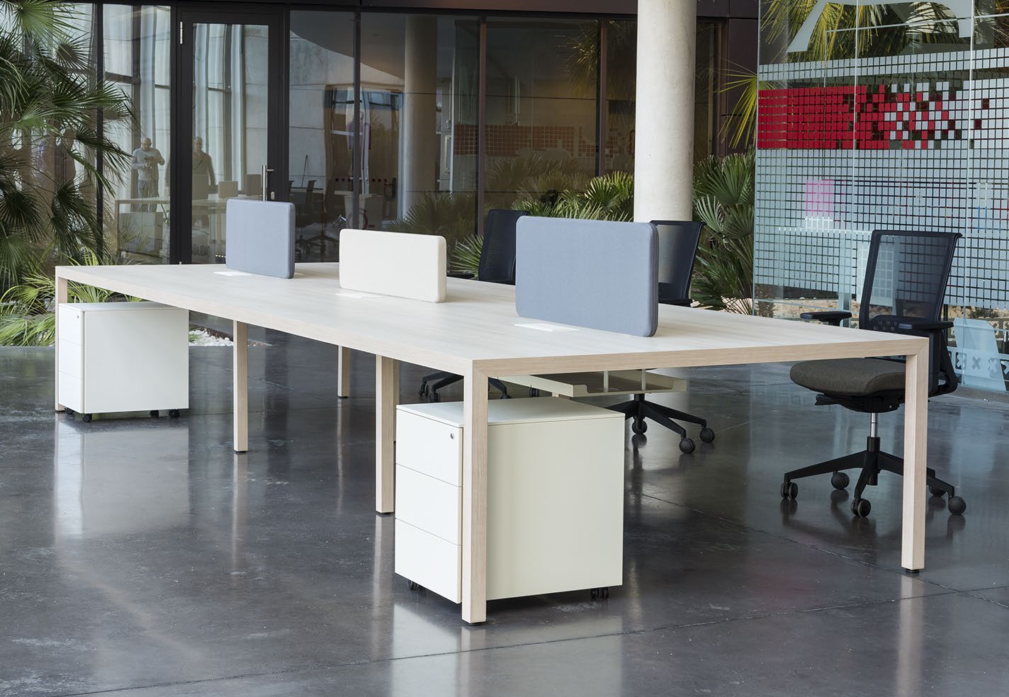 办公屏风|办公屏风系统|办公家具|设计师家具|PRISMA员工桌系列