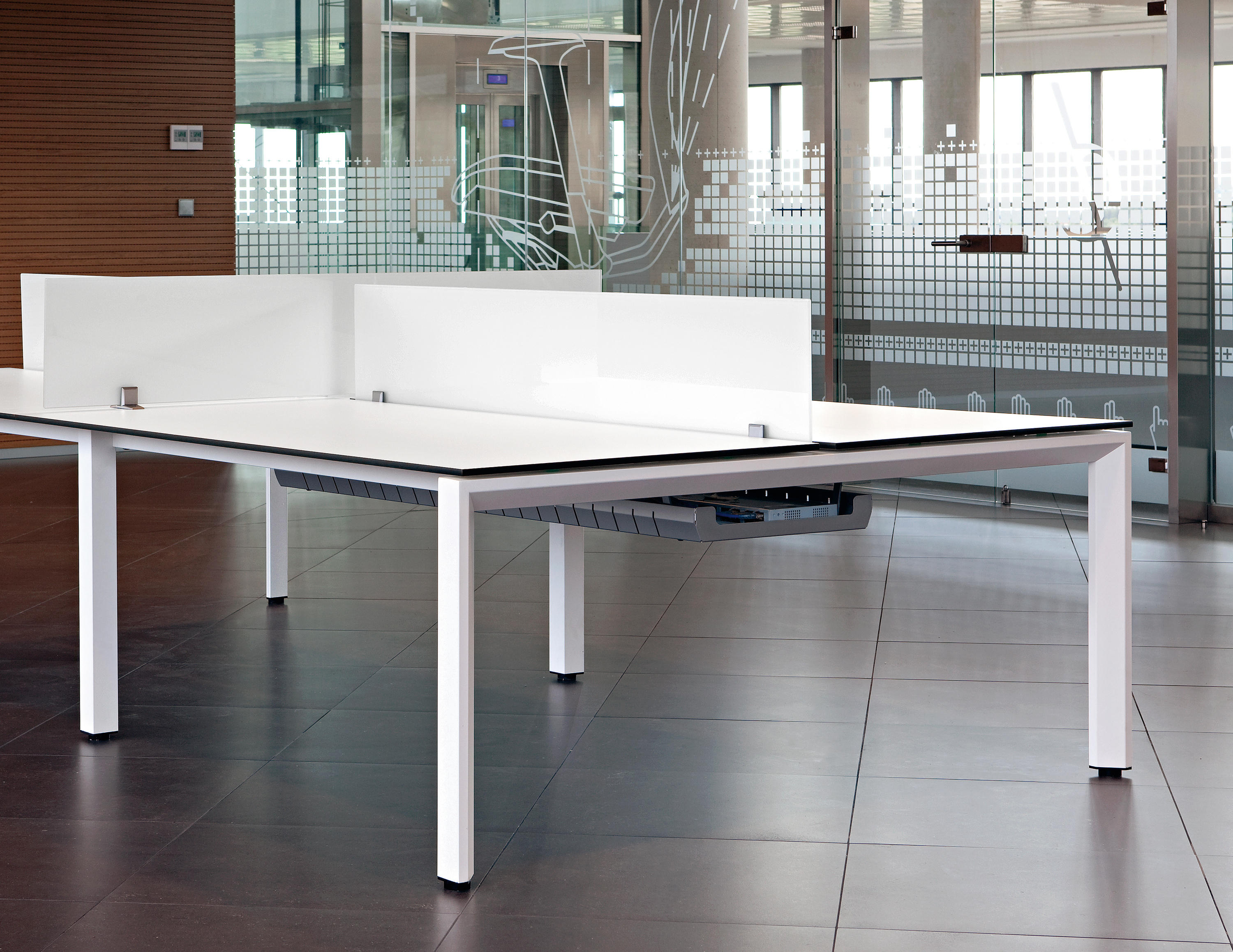 办公屏风|办公屏风系统|办公家具|设计师家具|VITAL PLUS ST员工桌系列