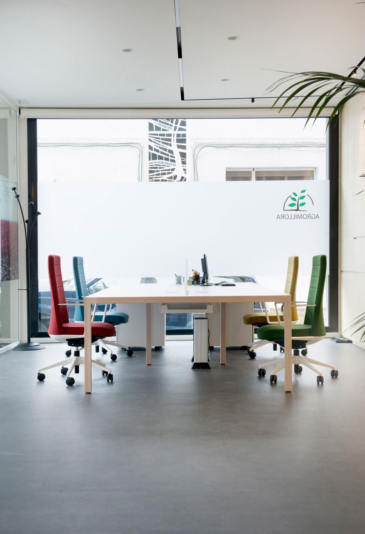 办公椅|布面职员椅|办公家具|设计师家具|CRON 职员椅系列