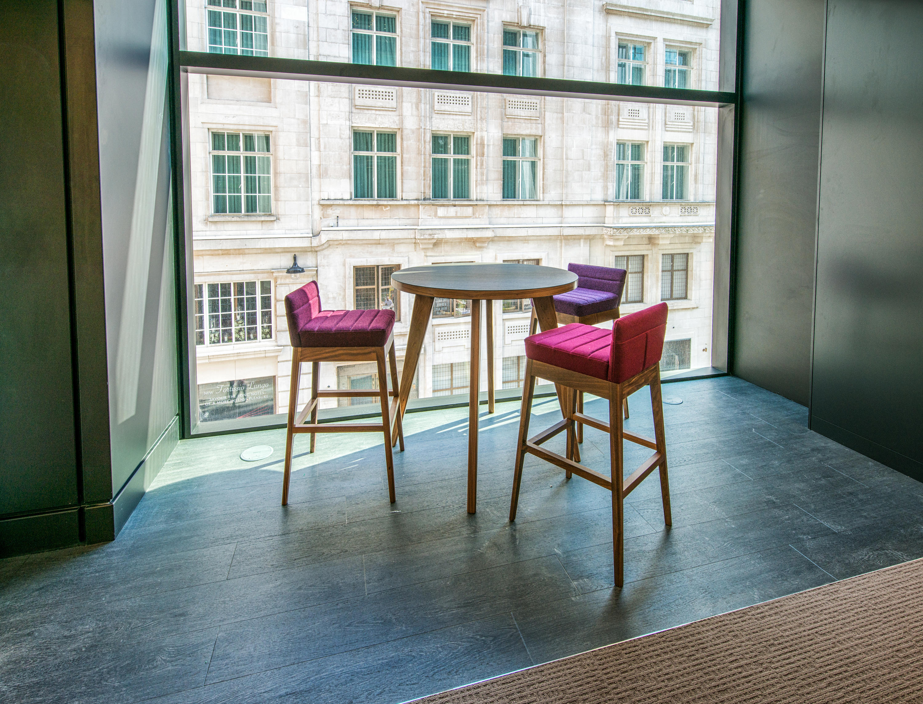 创意家具 - 坐具|吧椅/凳子|办公家具|设计师家具|卡利斯托吧椅