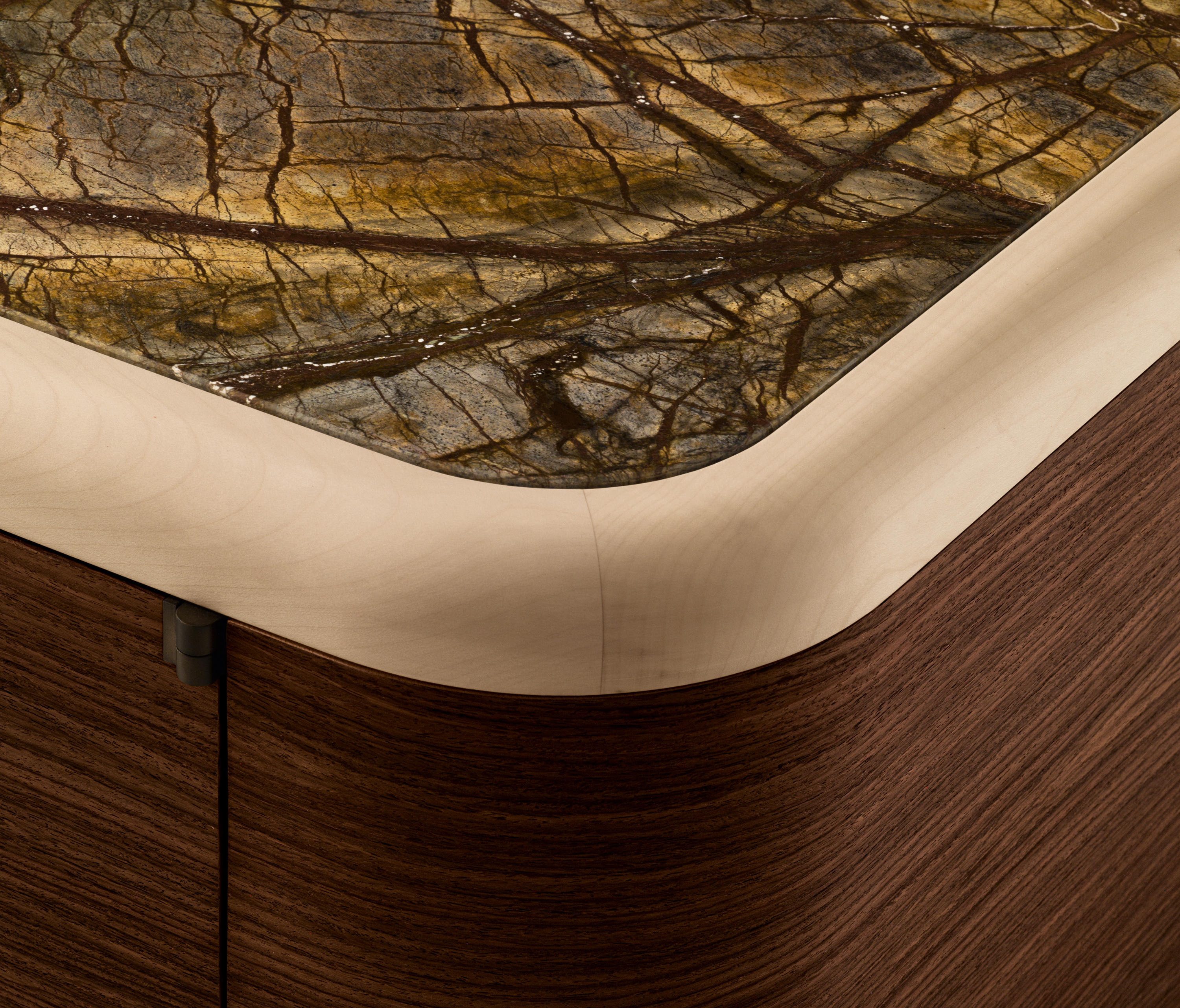 创意家具 - 储物|储物柜|办公家具|设计师家具|Bull 餐具柜