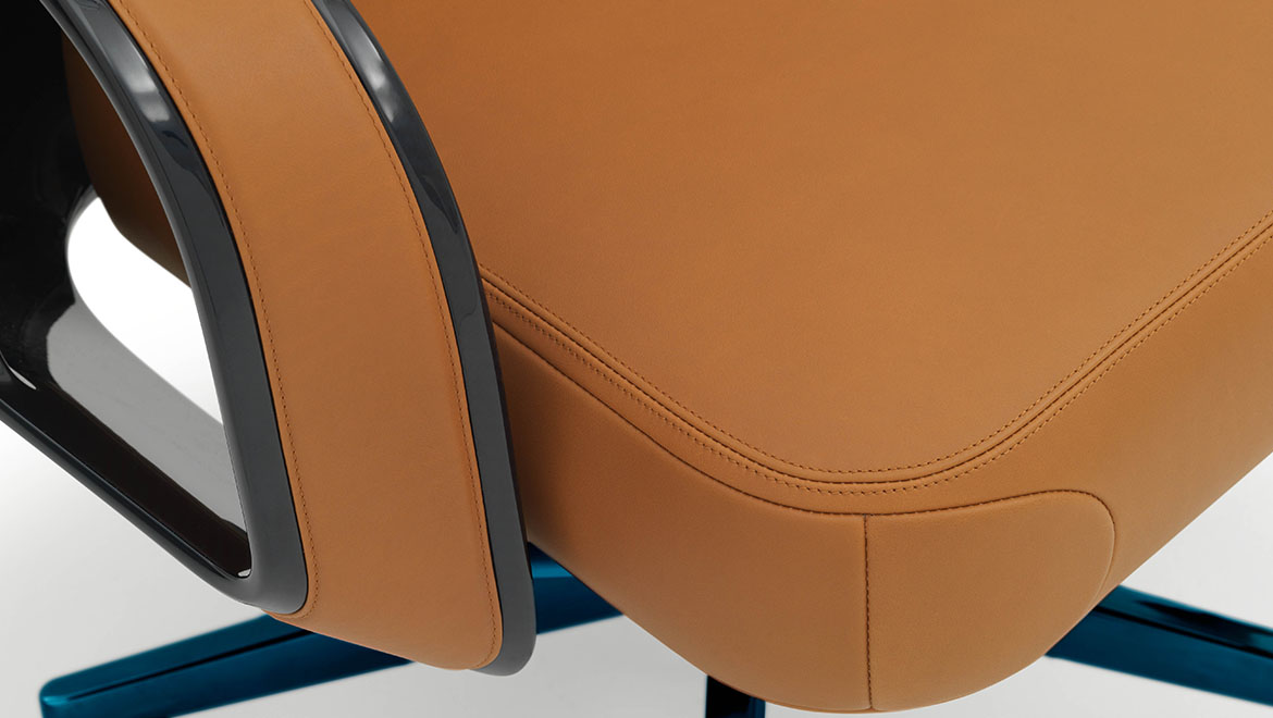 办公椅|现代真皮中班椅|办公家具|设计师家具|埃托雷•中班椅